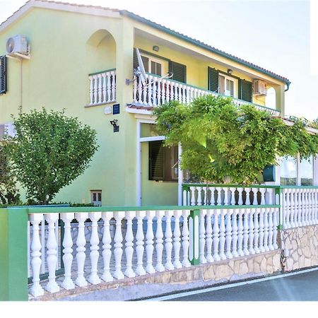 Apartment Pelicaric Sali Dugi Otok Eksteriør billede